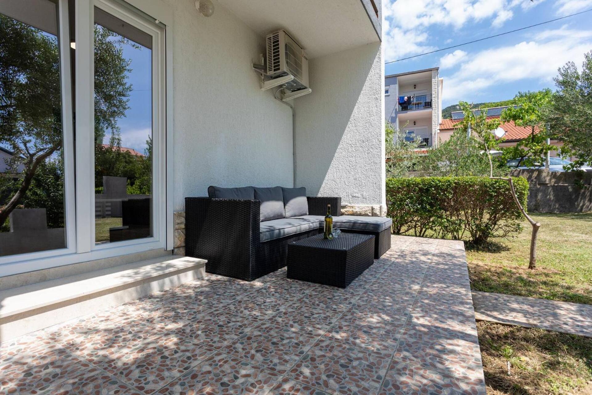 Apartments Bernardeta 2 Башка Экстерьер фото